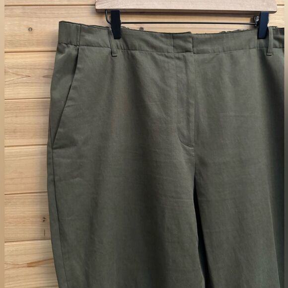 Banana Republic Size XL Olive Green High Rise Cropped All Day Slim Taper Pants - Picture 6 of 12